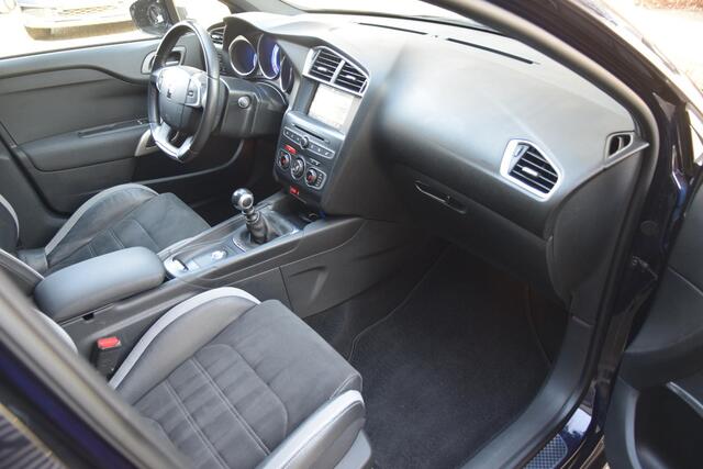 DS DS 4 CROSSBACK 1.6 BlueHDi Business met Nav/Ecc/Trekhaak/Cruise