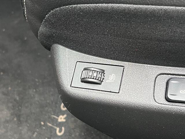 DS DS 4 CROSSBACK BWJ 2017 | 1.6T 165PK Chic AUTOMAAT | LEER | CAMERA A | NAVI | CRUISE | 17'' LMV | PDC | CLIMA | STOELVERW |