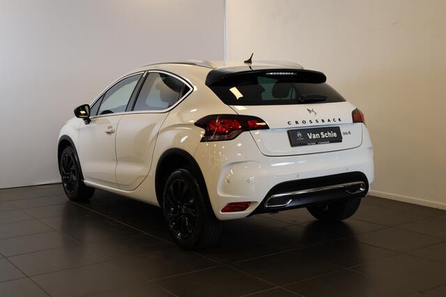 DS DS 4 CROSSBACK PT 130 Business Camera | 17" | Dodehoek detectie etc
