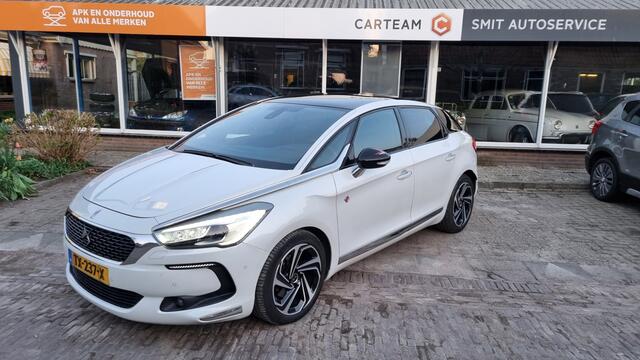 DS DS 5 1.6 THP Performance Line Met afneembara trekhaak