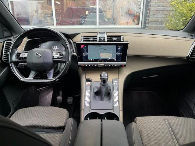 DS DS 7 Crossback 1.2 BUSINESSLINE 130PK - NAVI - LED VISION - TREKH. - 18 INCH