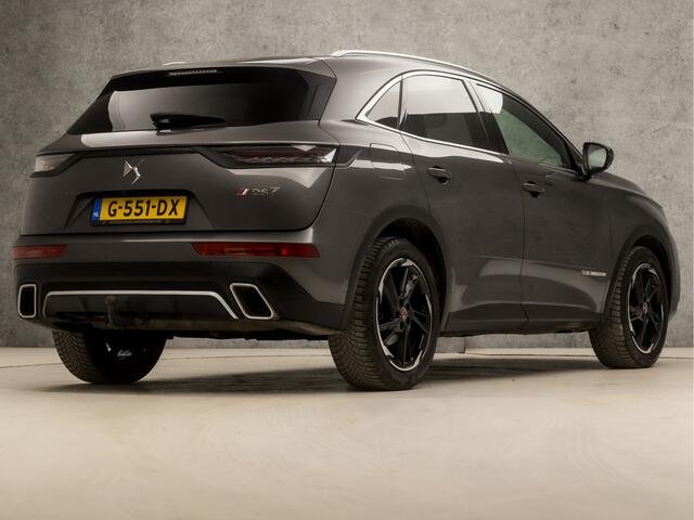 DS DS 7 Crossback 1.6 PureTech Performance Line 181Pk Automaat (APPLE CARPLAY, GROOT NAVI, LEDER/ALCANTARA, STOELVERWARMING, SPORTSTOELEN, 360 CAMERA, LED KOPLAMPEN, ZWART HEMEL, NIEUWE APK, NIEUWSTAAT)