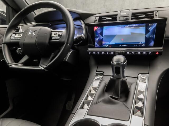 DS DS 7 Crossback 1.2 PureTech Executive (APPLE CARPLAY, GROOT NAVI, LEDER, 360 CAMERA, MEMORY SEATS, STOELVERWARMING, KEYLESS, MASSAGE, ZWART HEMEL, NIEUWE APK, NIEUWSTAAT)