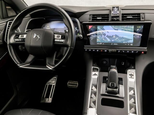 DS DS 7 Crossback 1.6 PureTech Deluxe 225Pk Automaat (PANORAMADAK, APPLE CARPLAY, MEMORY SEATS, STOELVERWARMING, 360 CAMERA, FOCAL AUDIO, KEYLESS, ADAPTIVE CRUISE, GETINT GLAS, NIEUWSTAAT)