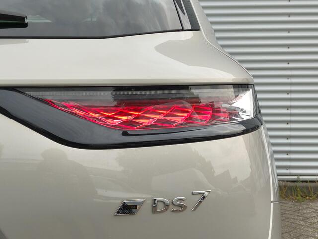 DS DS 7 Crossback Louvre e-Tense PHEV Hybrid4 300pk 4x4 e-EAT8 | SCHUIF/KANTELDAK | NAPPA LEDER | HANDSFREE A.KLEP | MASSAGE | BLACK PACK | DS LED VISION