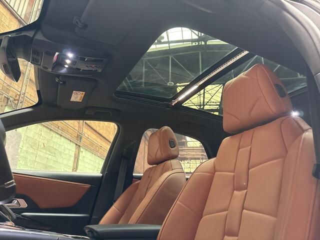 DS DS 7 Crossback E-Tense 4x4 Performance Line 300Pk Automaat (PANORAMADAK, APPLE CARPLAY, GROOT NAVI, STOELKOELING/VERWARMING, BRUIN LEDER, MEMORY SEATS, 360 CAMERA, FOCAL AUDIO, GETINT GLAS, ELEK ACHTERKLEP, NIEUWSTAAT)