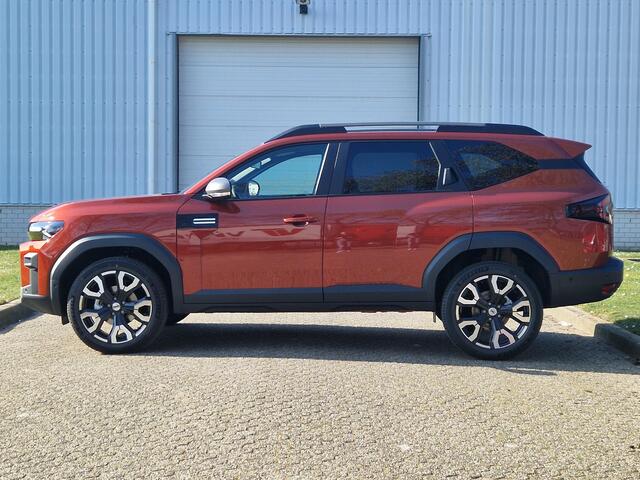 Dacia Bigster Full Hybrid 155pk Journey / Panorama dak / Adaptieve Cruise Control / Elektrisch bedienbare Achterklep / Voorruitverwarming / Verwarmbare voorstoelen / Stuurwielverwarming / Navigatie af fabriek / 360 Graden(Rondomzicht)-camera / Apple Carplay & Android A