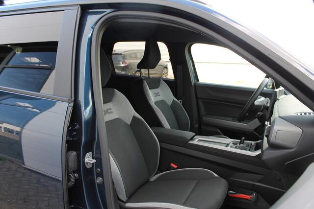 Dacia Bigster 1.8 Hybrid 155 PK Journey | Pack winter | Two tone | NIEUW TE BESTELLEN