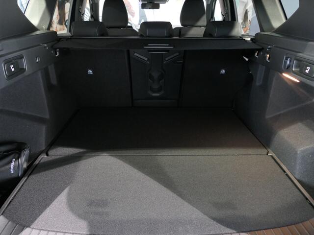 Dacia Bigster 1.8 Hybrid 155 Journey *NIEUW* - Occasion Lease vanaf ¤589 p/m - - Dodehoek - Sensor v+a - 360 camera - Stuur + voorruit + stoelverwarming