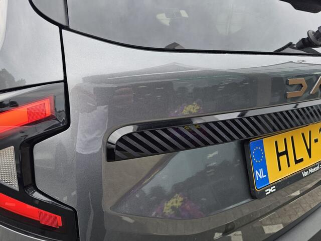 Dacia Bigster 1.2 Mild Hybrid 140 Extreme | Geen import | Trekhaak | Camera | Panoramdak