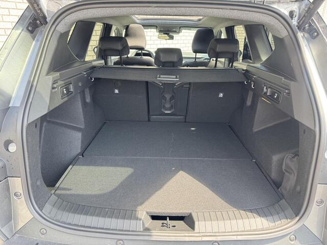 Dacia Bigster 1.8 Hybrid 155 Limited Edition | Panoramadak | Stuur + Stoelverwarming | Elektrische achterklep | Apple CarPlay / Android Auto |