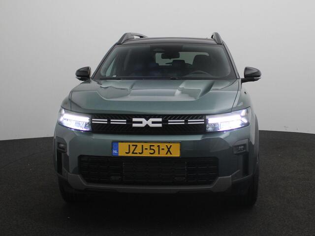 Dacia Bigster Hybrid 155 Limited Edition | Demo | Parkeersensoren rondom met around view camera | Verwarmbare voorruit-stoelen-stuur | Elektrisch bedienbaar panoramadak met verduistering