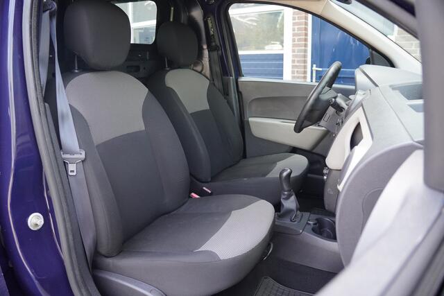 Dacia DOKKER 1.6 MPI, TREKHAAK, BTW-VRIJ / MARGE