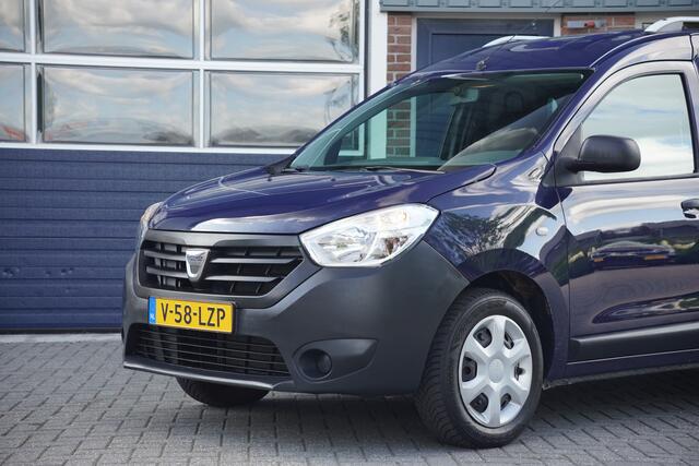 Dacia DOKKER 1.6 MPI, TREKHAAK, BTW-VRIJ / MARGE