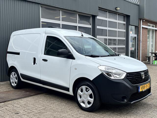Dacia DOKKER 1.5 dCi 75 Bestel BTW VRIJ!! Airco Schuifdeur Parkeersensoren achter Ventilator 2-Persoons Euro 6 Bpm vrij voor particulier gebruik!!