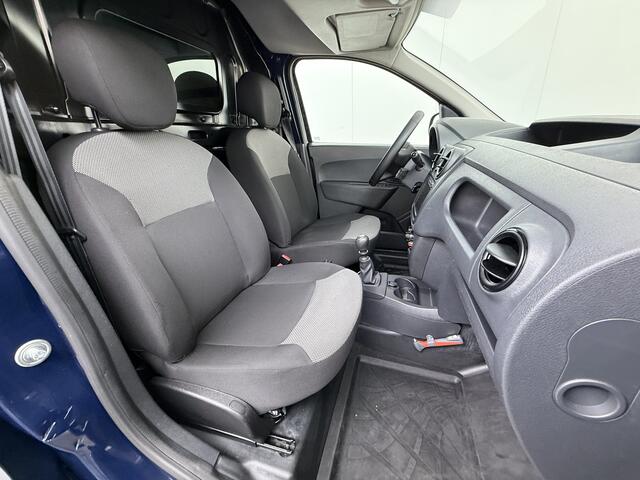 Dacia DOKKER 1.5DCI Airco Navi Trekhaak Euro 6 DAB Bluetooth Essential Betonplex Vloer Lat om Lat betimmering Schuifdeur Origineel Nederlandse Auto