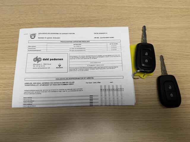 Dacia DOKKER 1.5 Blue dCi 90 Essential / Trekgewicht 1200 Kg / Navigatie / Multimedia Bluetooth / Stoelverwarming / Achteruitrij Camera / Parkeersensoren Achter / Airco / DAB / Cruise Control / Elektrische Ramen / Elektrisch Verstelbare Buiten Spiegels /