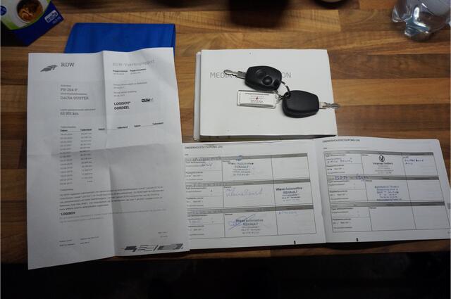 Dacia DUSTER 1.2 TCe 4x2 Lauréate NL AUTO ORG KM MET NAP.......