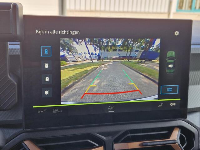 Dacia DUSTER Extreme TCe 130 / DE NIEUWE DACIA DUSTER - NU TE ZIEN IN ONZE SHOWROOM /