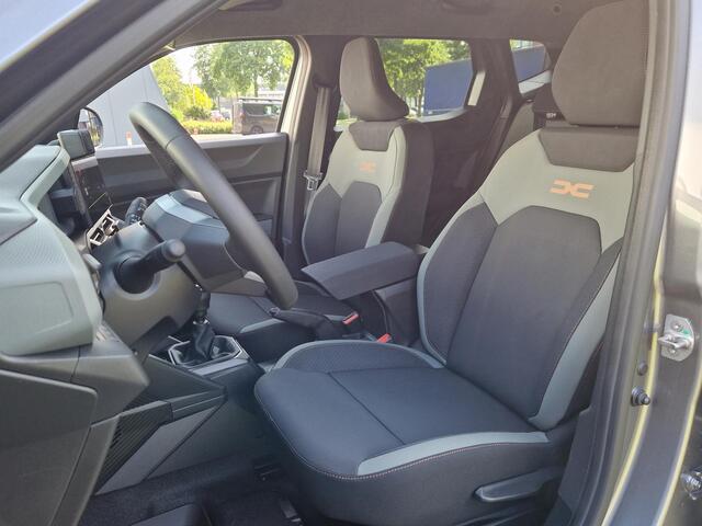 Dacia DUSTER Extreme TCe 130 / DE NIEUWE DACIA DUSTER - NU TE ZIEN IN ONZE SHOWROOM /