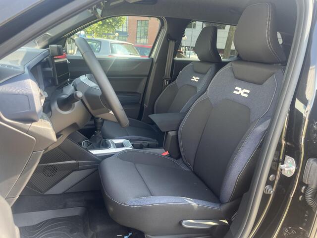 Dacia DUSTER 1.3 TCe 130 Journey / Nieuwe Dacia Duster Journey / Nieuw te Bestellen + Uit Voorraad Leverbaar /