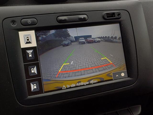 Dacia DUSTER 1.0 TCe Bi-Fuel Prestige LPG-G3 / Navigatie / Climate Control / Parkeersensoren + Camera / Lichtmetalen Velgen / Cruise Control / LED