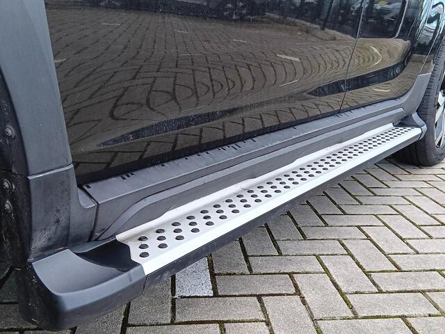 Dacia DUSTER 1.0 TCe 100 Bi-Fuel Prestige Trekhaak / Sidesteps / Lederen Bekleding