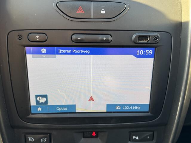 Dacia DUSTER 1.2 TCe 4x2 Lauréate Airco Navi