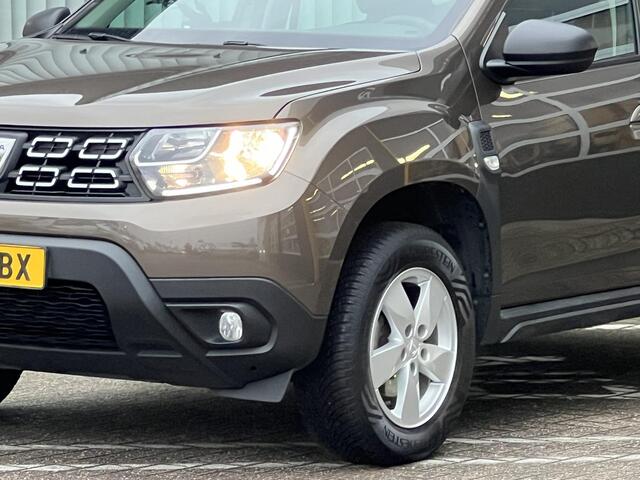 Dacia DUSTER 1.0 TCe Comfort | Trekhaak | Stoelverwarming | Parkeersensoren | Airco | Lichtmetaal | Cruise Control | BT-Telefoonfunctie |