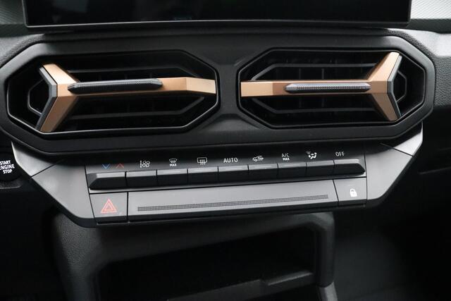 Dacia DUSTER 1.2 TCe 130pk mild hybrid 4x4 Extreme | 360 graden camera | Auto. parkeerrem | 18" LMV |