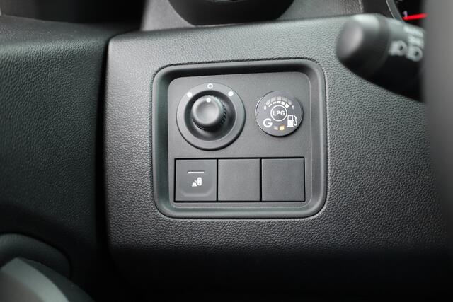 Dacia DUSTER 1.0 TCe Bi-Fuel Prestige | Navi | Cruise. | Achteruitrijcamera | DAB