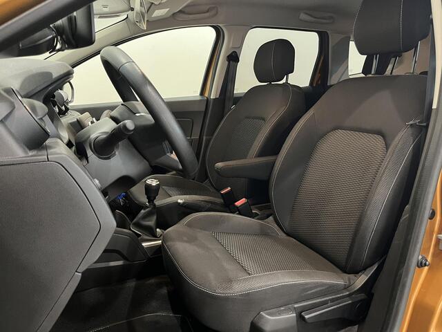 Dacia DUSTER 1.2 TCe 125 Comfort | Sidebars | Trekhaak | Airco | Cruise Control | Parkeersensoren | Lichtmetalen velgen 16"
