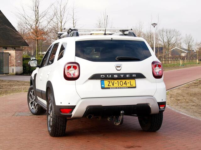 Dacia DUSTER 1.6 SCe Prestige | Unieke bedrijfswagen | 4X4 | Camera | Trekhaak | Stoelverwarming |