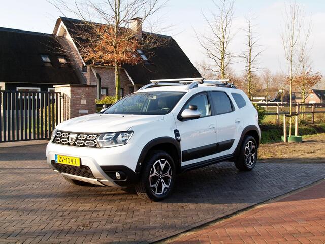 Dacia DUSTER 1.6 SCe Prestige | Unieke bedrijfswagen | 4X4 | Camera | Trekhaak | Stoelverwarming |