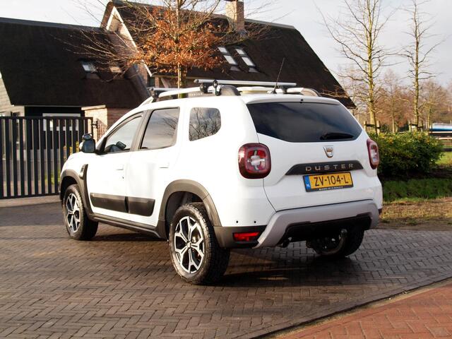 Dacia DUSTER 1.6 SCe Prestige | Unieke bedrijfswagen | 4X4 | Camera | Trekhaak | Stoelverwarming |