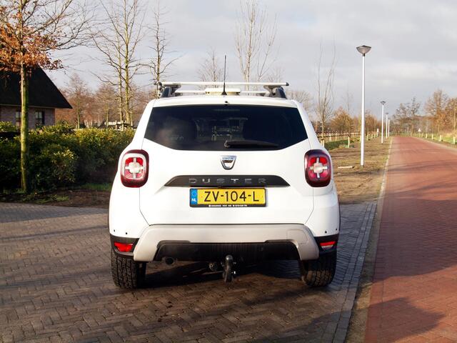 Dacia DUSTER 1.6 SCe Prestige | Unieke bedrijfswagen | 4X4 | Camera | Trekhaak | Stoelverwarming |