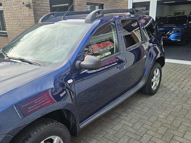 Dacia DUSTER 1.2 TCe 4x2 Ambiance *** AIRCO-NAVIGATIE-ELECTR.RAMEN-SP.WIELEN,etc,etc. ***