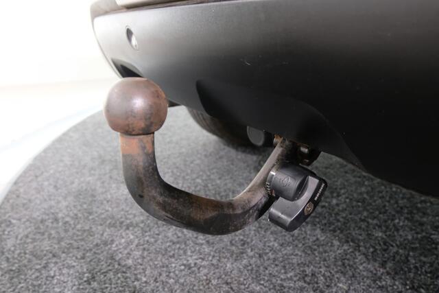 Dacia DUSTER 1.6 SCe Prestige LPG | AFN. TREKHAAK | 100 ltr gas tank |
