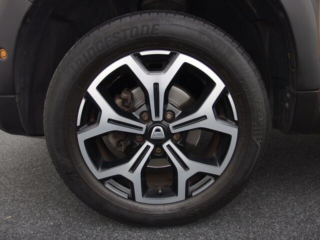 Dacia DUSTER 1.2 TCe Prestige TREKHAAK / KEYLESS / 360GR CAMERA / PDC / DODEHOEK / NAVI / CLIMA / DAB+ / NL-AUTO