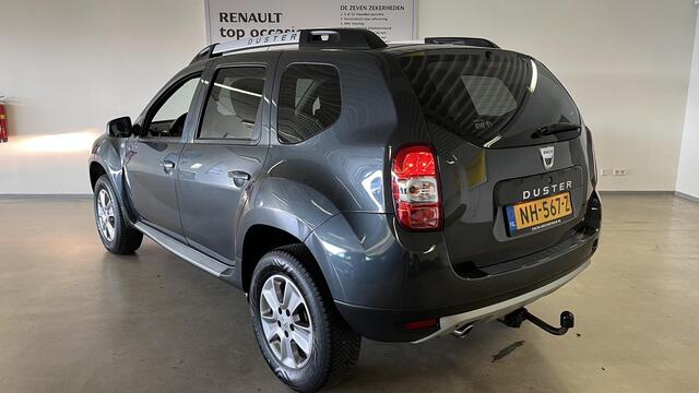 Dacia DUSTER 1.2 TCe 4x2 Lauréate TREKHAAK / NAVIGATIE / CRUISE CONTROLE / AIRCO