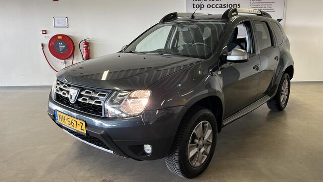 Dacia DUSTER 1.2 TCe 4x2 Lauréate TREKHAAK / NAVIGATIE / CRUISE CONTROLE / AIRCO