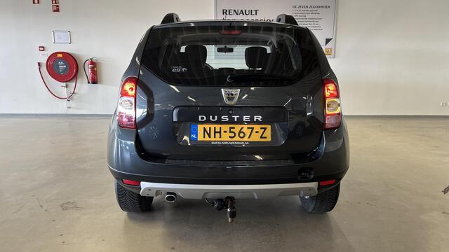 Dacia DUSTER 1.2 TCe 4x2 Lauréate TREKHAAK / NAVIGATIE / CRUISE CONTROLE / AIRCO