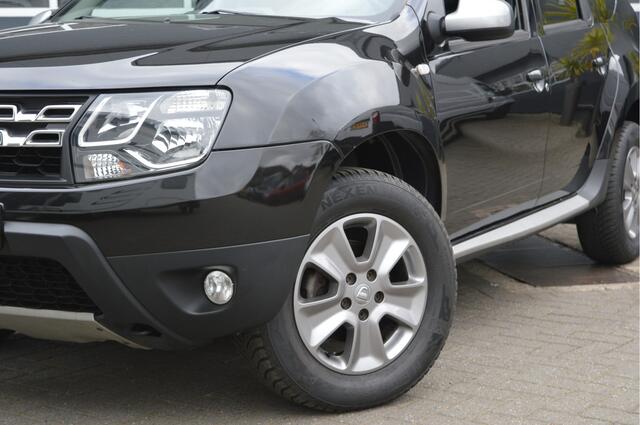 Dacia DUSTER 1.2 TCe 4x4 Lauréate | Nieuwe ketting/Airco/Trekhaak |