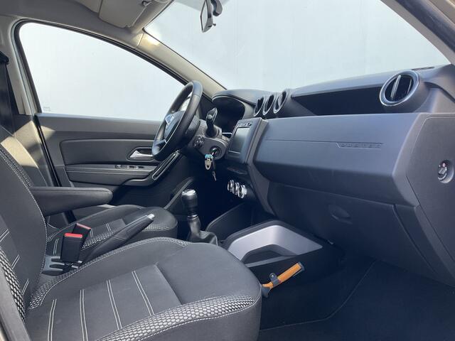 Dacia DUSTER 1.6 SCe Prestige LPG Trekhaak Nav/Cam360 Strange Rover