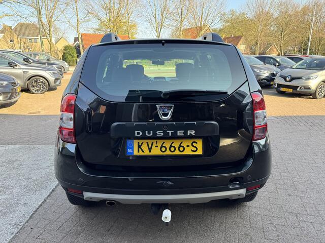 Dacia DUSTER 1.6 SCe 4x2+Trekhaak!!