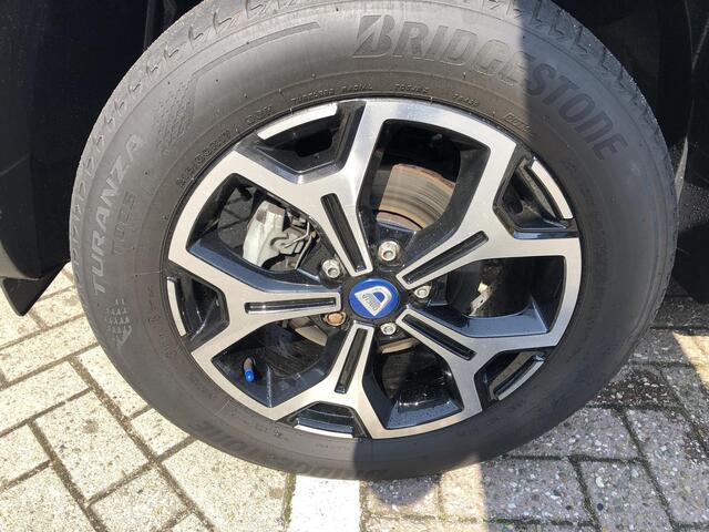 Dacia DUSTER 1.0 TCe Bi-Fuel Serie Limitee 15th Anniversary /parkeersensoren/Camera/cruise control/airco