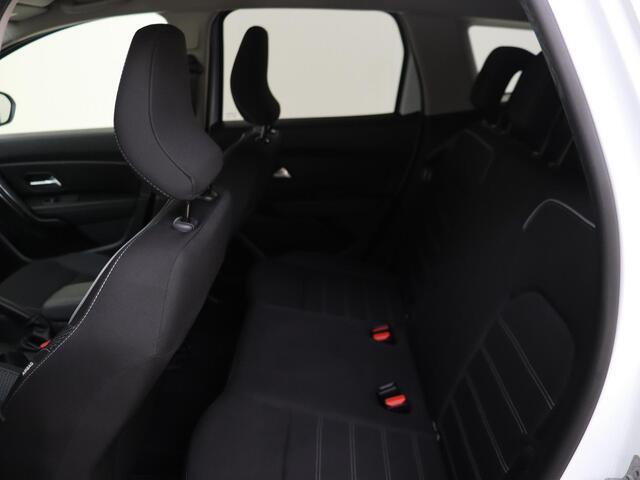 Dacia DUSTER 1.0 TCe Bi-Fuel 100PK Prestige | Apple & Android Carplay | Navigatie | Achteruitrijcamera | Climate Control | Parkeersensoren achter | Cruise Control & Snelheidsbegrenzer |