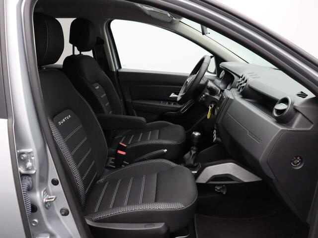 Dacia DUSTER 130pk TCe Prestige | Achteruitrijcamera | Navigatie | Cruise control | Lichtmetalen velgen |