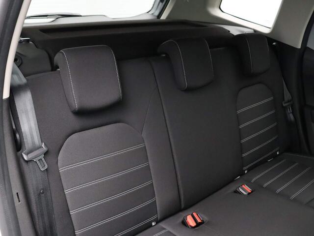 Dacia DUSTER 130pk TCe Prestige | Achteruitrijcamera | Navigatie | Cruise control | Lichtmetalen velgen |