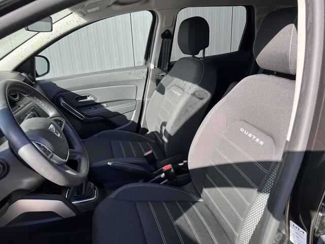 Dacia DUSTER 1.3 TCe 130 Prestige | Navigatie | Camera | Clima |